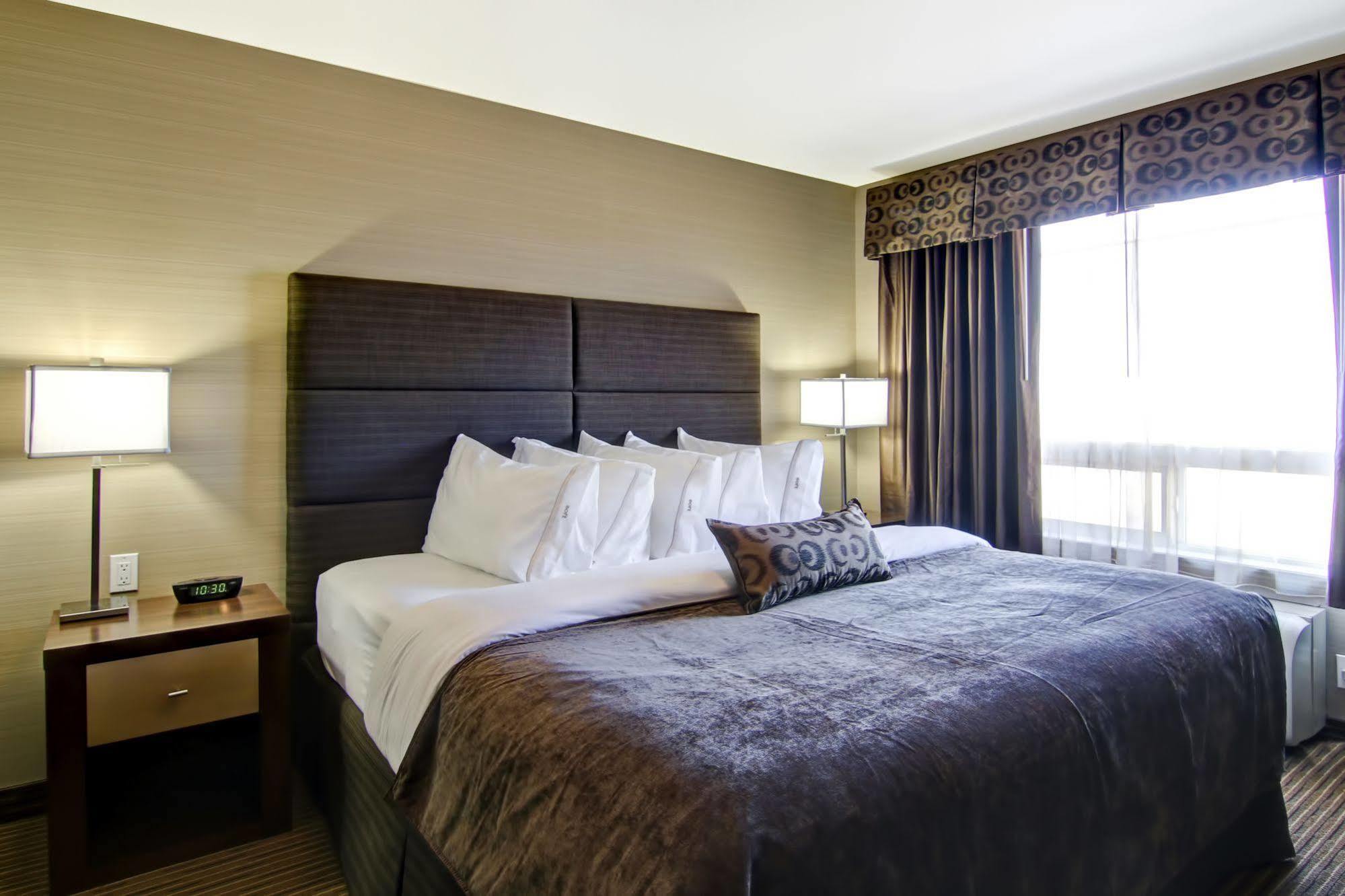 Canalta Hotel Shaunavon Ngoại thất bức ảnh