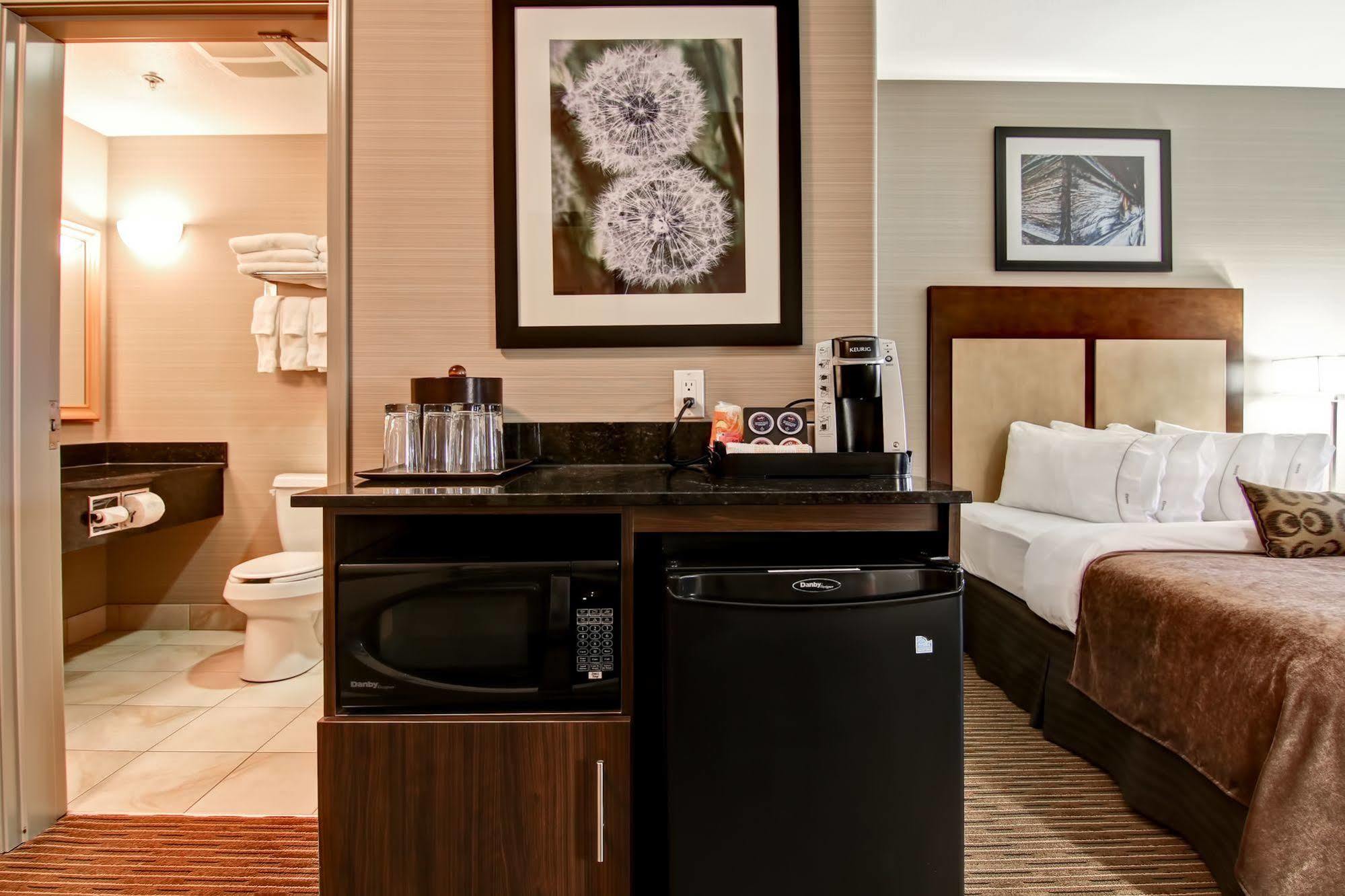 Canalta Hotel Shaunavon Ngoại thất bức ảnh