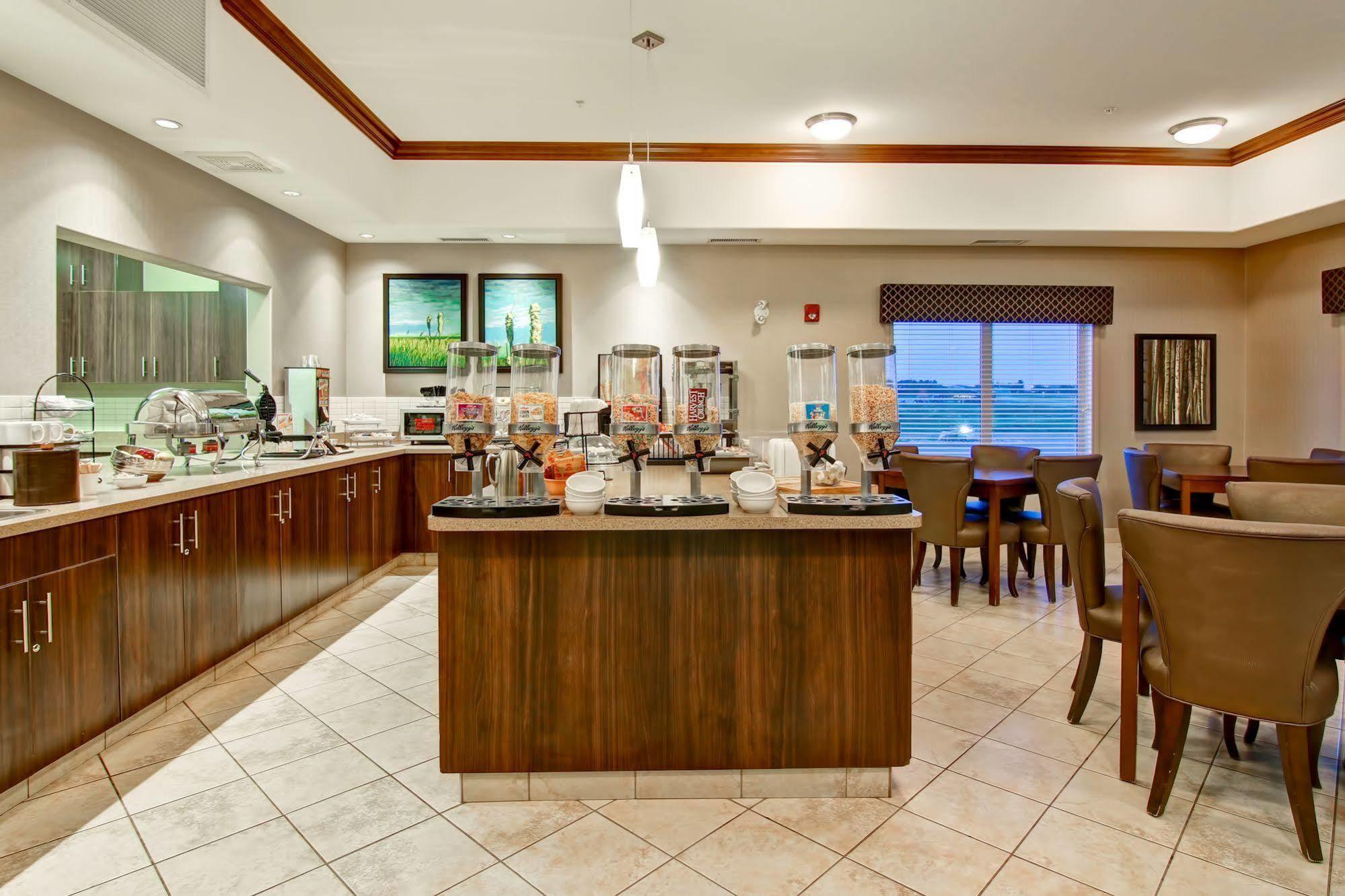 Canalta Hotel Shaunavon Ngoại thất bức ảnh