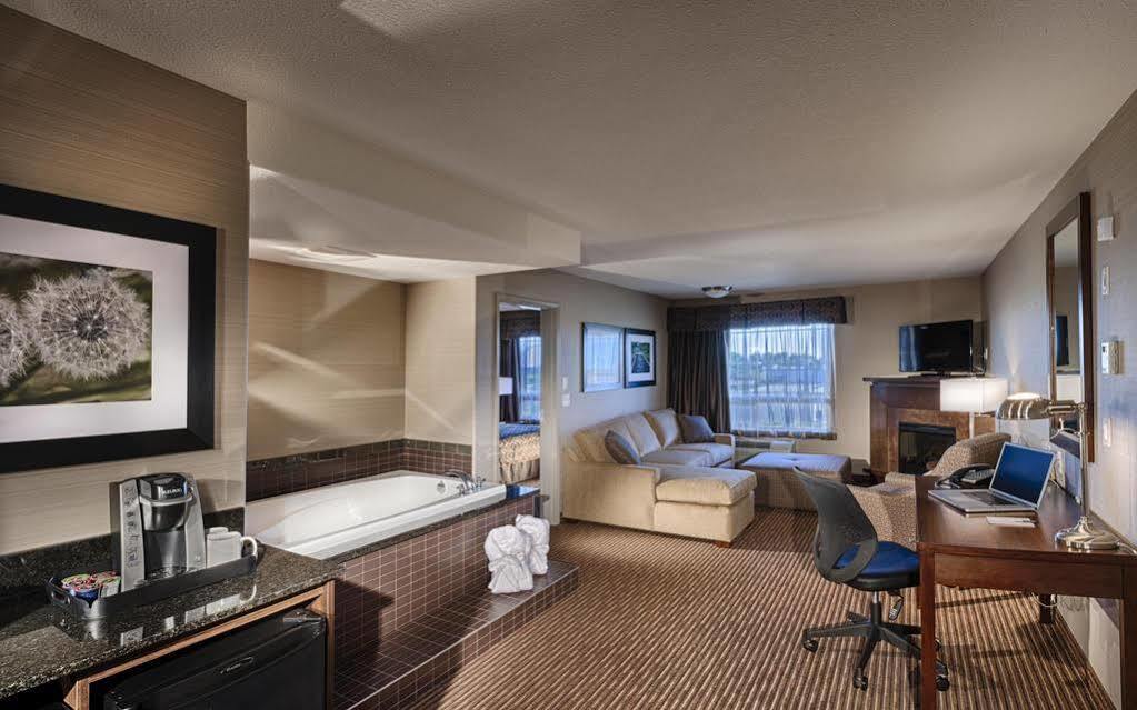 Canalta Hotel Shaunavon Ngoại thất bức ảnh